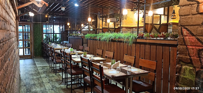 grand dine